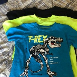 4/$25🌟🌟Bundle of 3 Boys T-shirts